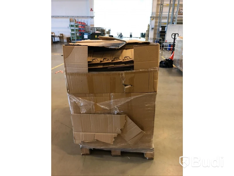5 lådor med “60 cell shipper” i papp